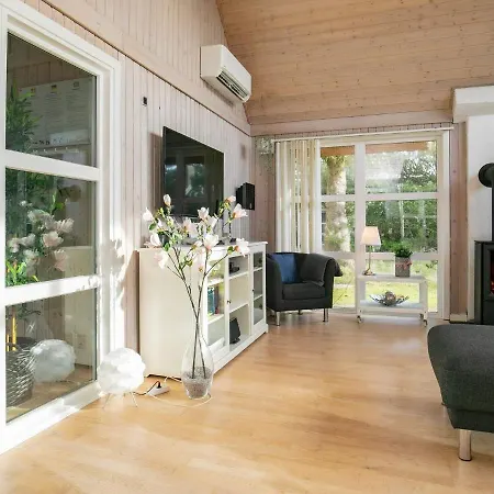 Classy Holiday Homein Bl Vand With A Sauna *